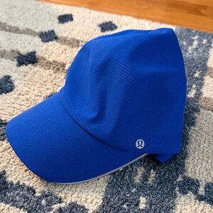 Lululemon Fast and Free Royal Blue Run Hat with ‘WovenAir’ L/Xl